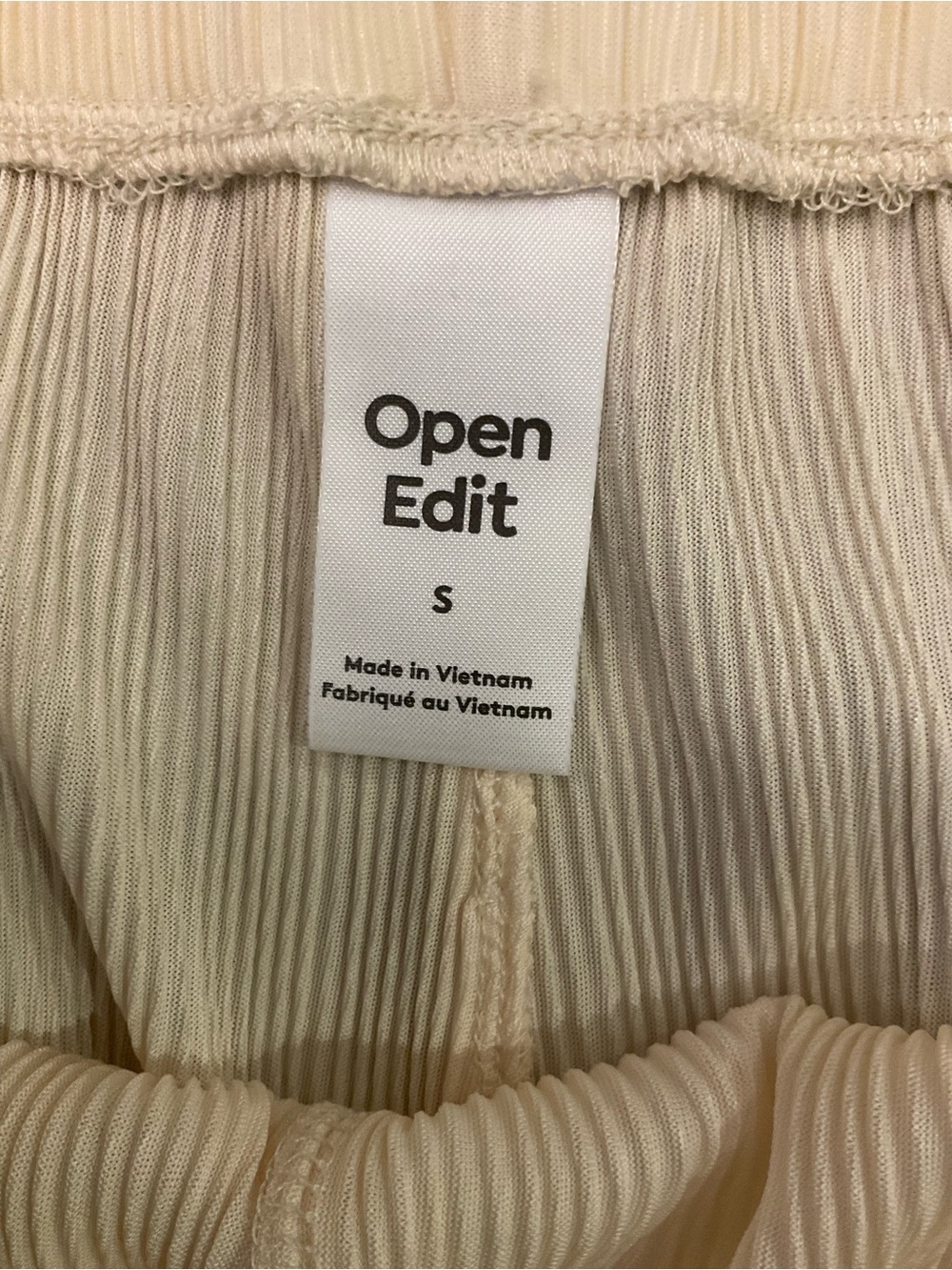 Open Edit Plissé Shorts NWOT - Picture 3 of 3